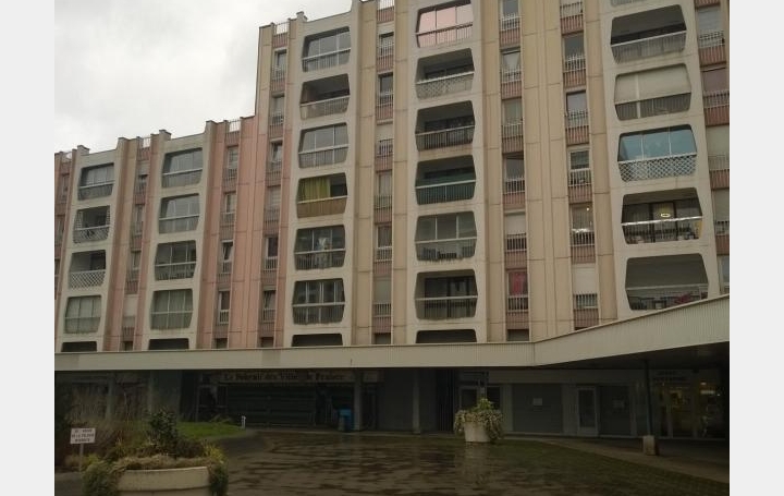 Appartement P5   VANDOEUVRE-LES-NANCY  87 m2 89 500 € 